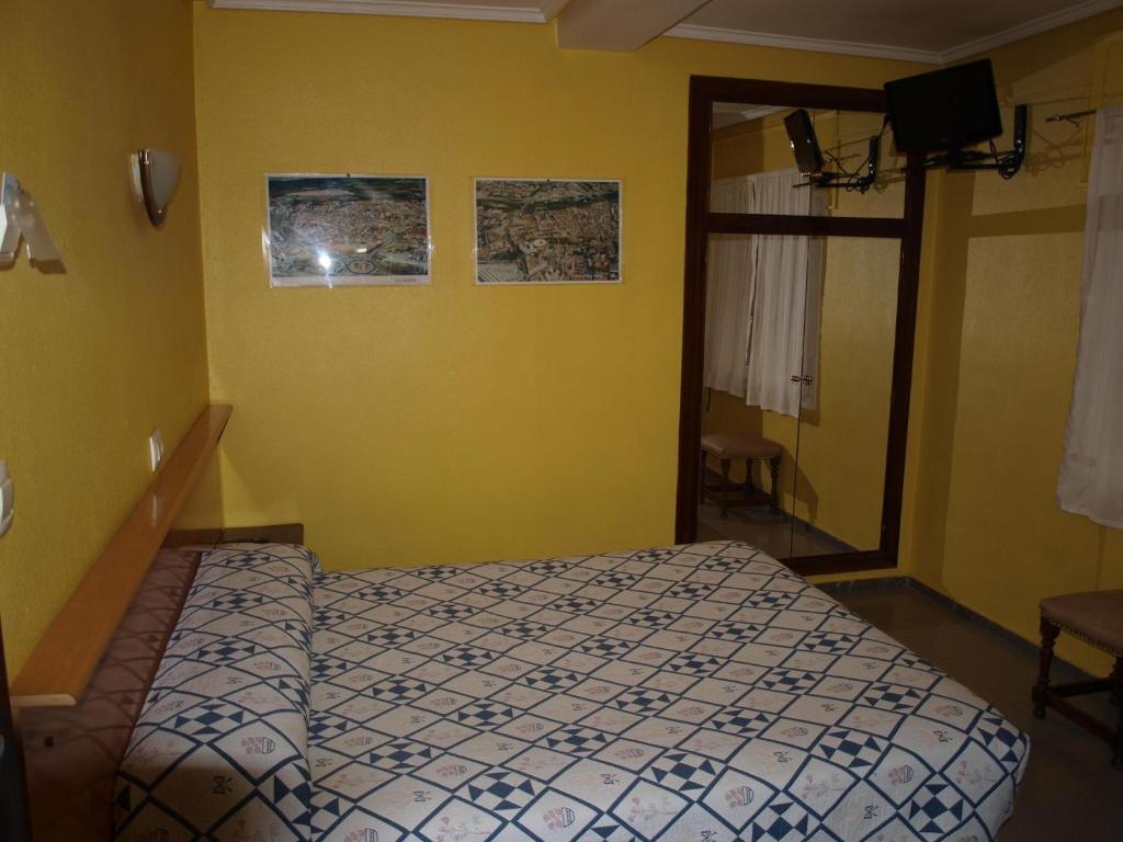 Hostal San Jorge Сарагоса Екстериор снимка