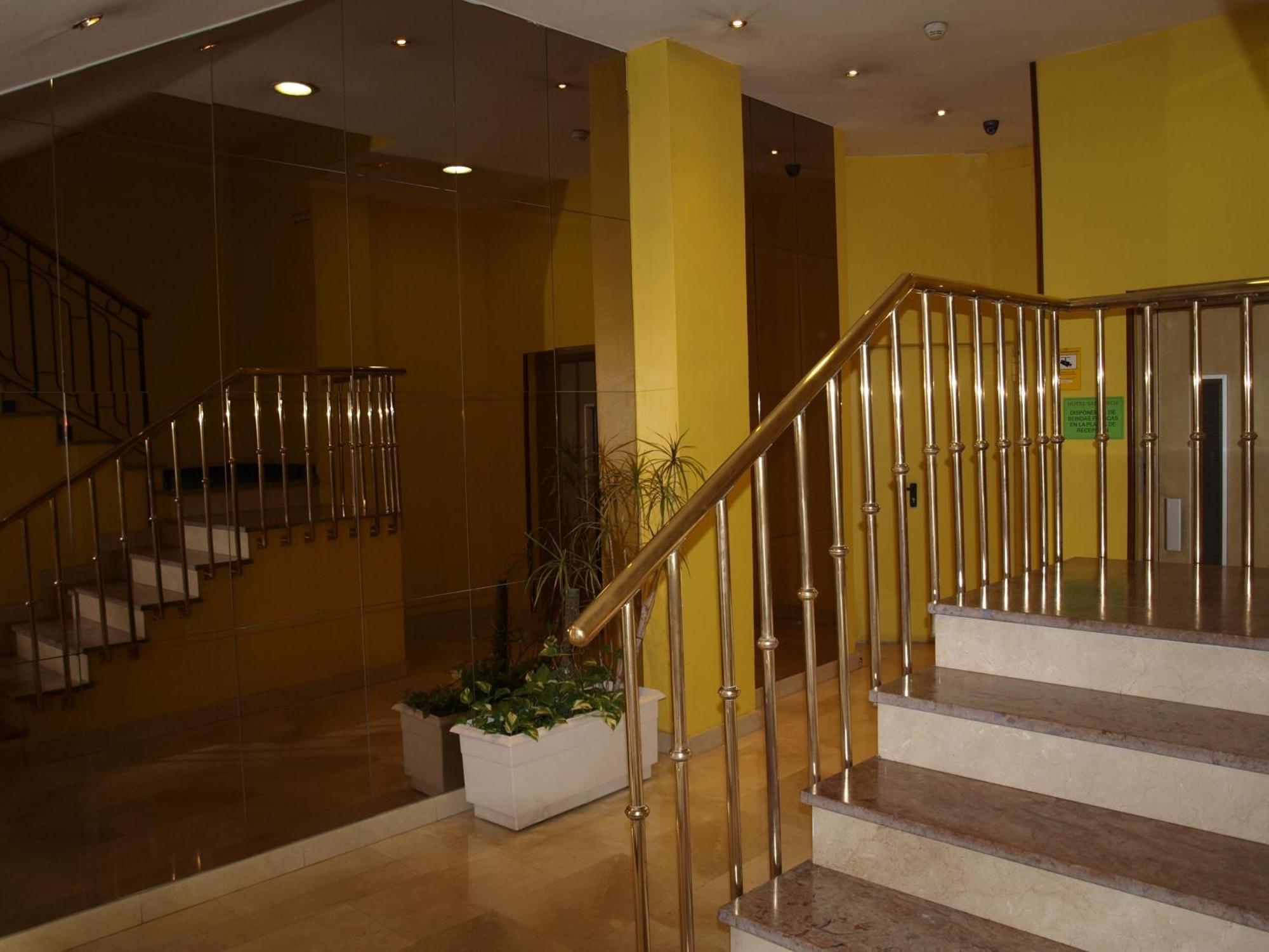 Hostal San Jorge Сарагоса Екстериор снимка